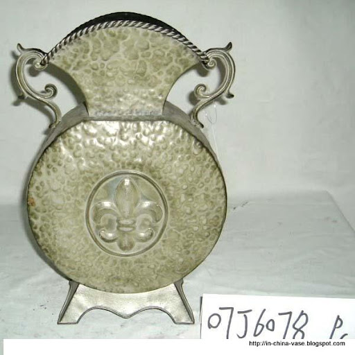 In china vase:in-29316