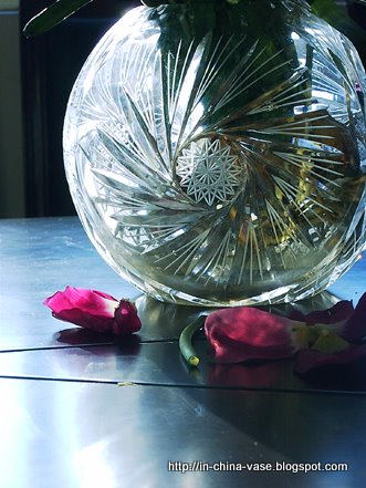In china vase:in-29931