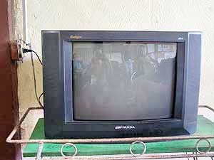 [televisor-panda[3].jpg]