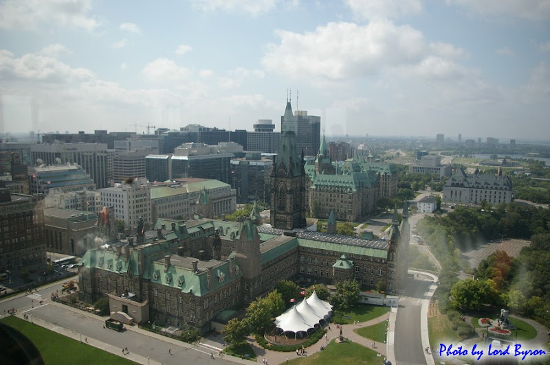 加拿大國會山莊 (Parliament Hill)