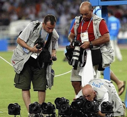photographers (68) photographers (68)