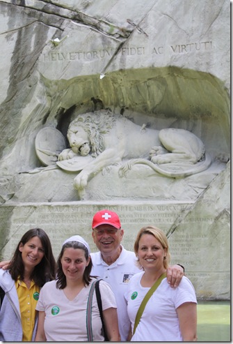 Day 2 Lion Monument (2)