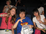 Bethanie, Jennifer, and Yu-wen at 2009 Sports and English Camp
