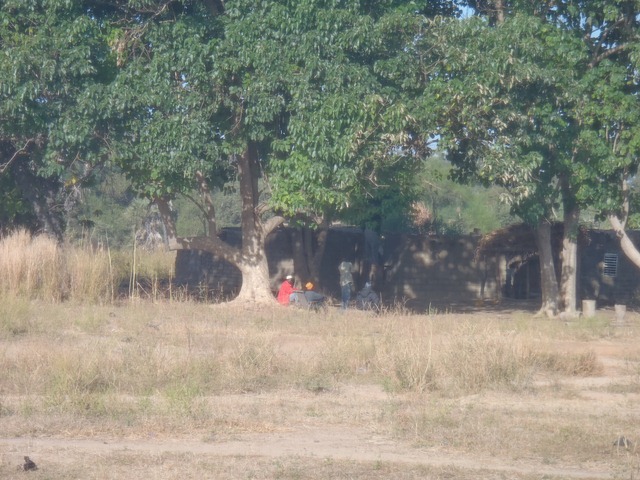 [PB2401262.jpg]