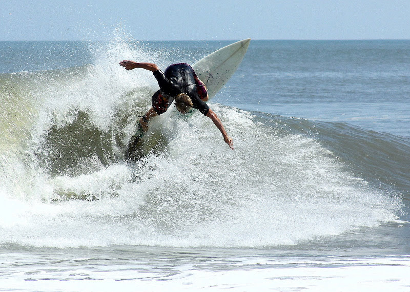 IMAGE: http://lh3.ggpht.com/_SPDxmrBpkCA/SqwHFrjQlnI/AAAAAAAAAEI/Vo0wcK22In4/s800/09.13.09%20717.JPG