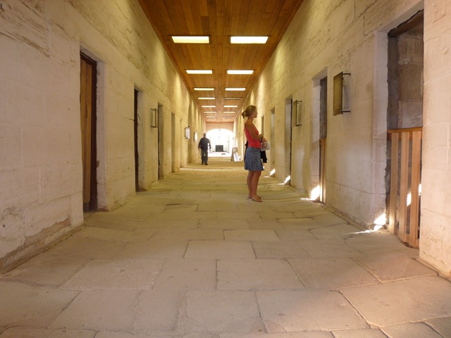 [P10706882.jpg]