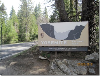 Yosemite Entrance sign blog