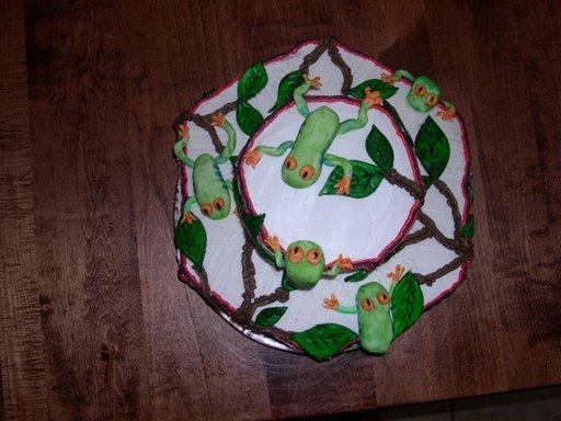 [treefrog cake[2].jpg]