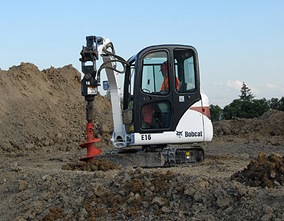 [BobCat E16[5].jpg]