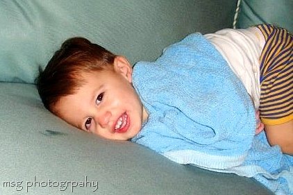 [couch smile[12].jpg]
