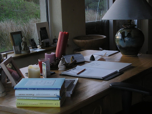 writing desk