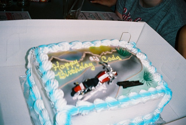 [cody's 6th birthday cake[5].jpg]