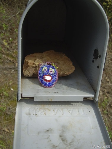 [Blue guy comes home[10].jpg]