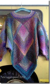 24746352 poncho for