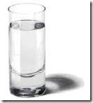 Copo com agua Copo com agua