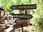 Wo sind wir ? In dem Canyon Road House. Wo sind wir ? In dem Canyon Road House.