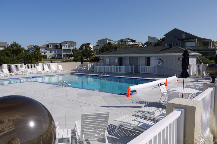 Lands End Emerald Isle - Swimming Pool Lands End Emerald Isle - Swimming Pool
