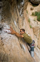 Escalando en Arico14