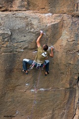 Escalando en Arico03