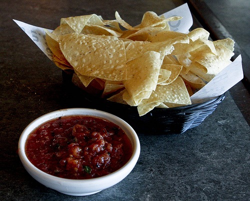 [tortilla-chips-and-salsa-by-ramon2002[2].jpg]