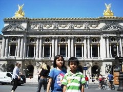 [1685-Inka-and-Irza-at-Opera-National-de-Paris-Garnier[3].jpg]