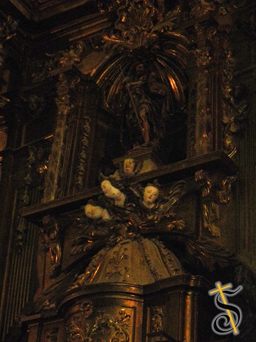 [San Juan Altar Mayor[4].jpg]