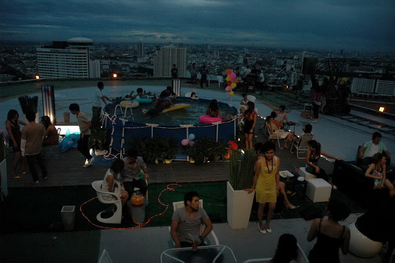 behind the scenes from cat tele...