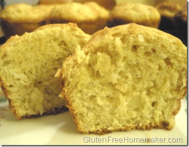 pineapple coconut muffins