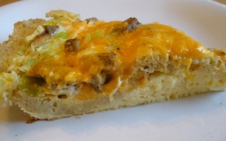 [breadcrustquicheslice4.jpg]