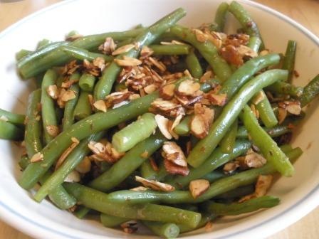 [greenbeansalmandine5.jpg]