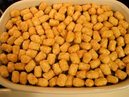 [spinachcasserolewithtatertots3.jpg]