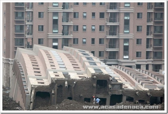 building_collapse_03