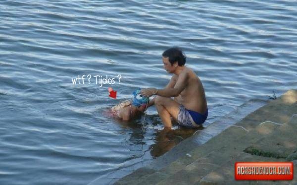 [china_swimming_04[4].jpg]