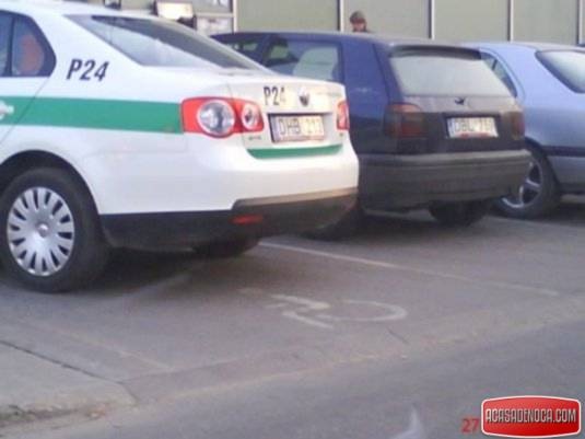 [1252311103_1242399567neigalpolicijac00330[4].jpg]