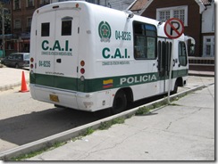 La policía dando ejemplo