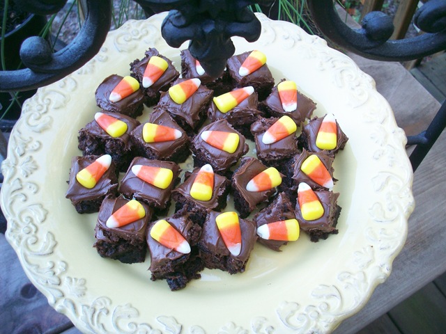 [CandyCornBrownies0037.jpg]