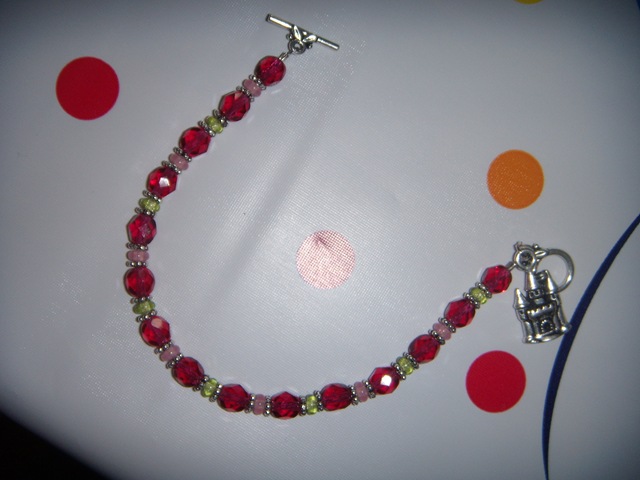 [castlebracelet[2].jpg]