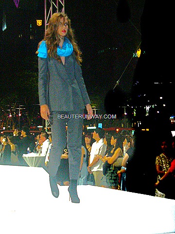 [G2000 20th Anniversary Fashion Show ION Orchard Singapore 04.jpg]