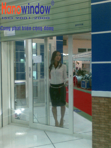 http://lh3.ggpht.com/_TtXNu7fwOVo/TA6BkmSqqVI/AAAAAAAAArg/HC0dMKYwVOk/HANOWINDOW%20CUA%20uPVC%20CAO%20CAP%20%20-%20HANOWINDOW%20uPVC%20-%20CUA%20NHUA%20LOI%20THEP%20-%20C%E1%BB%ACA%20CU%E1%BB%90N%20GMD%20garage-doors%201%20B.gif
