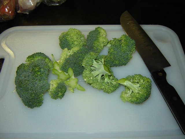 [cutbroccoli[5].jpg]