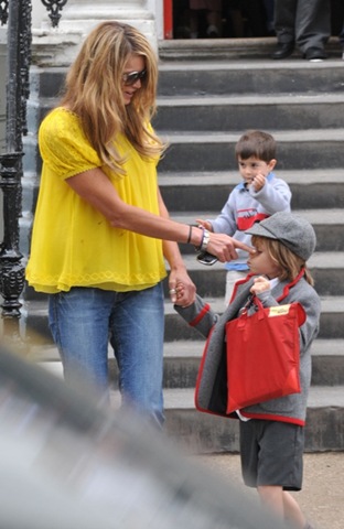 [macpherson_elle_ex[4].jpg]