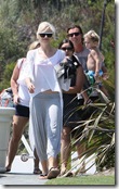 Gwen Stefani & Family Playing On The Beach