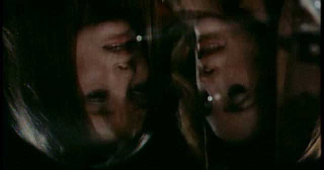 [vlcsnap-2011-01-08-18h06m48s193[2].png]