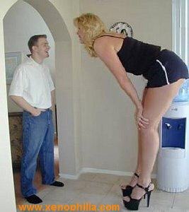 [tallwoman[3].jpg]