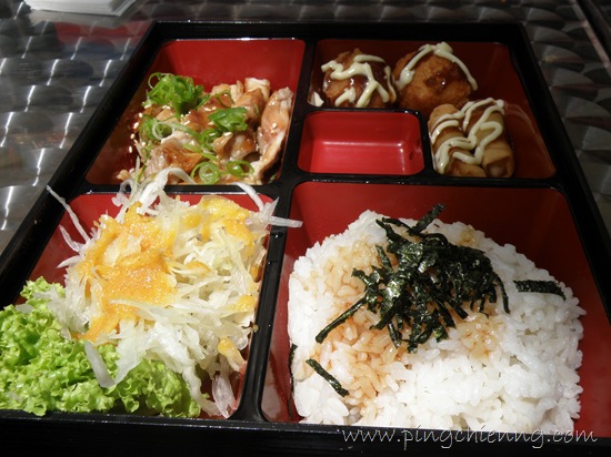 [PB1210462.jpg]