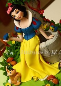 [Snow White Cake[142].jpg]