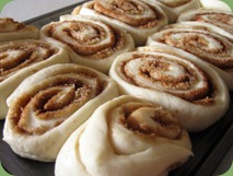 cinnamon-rolls-2