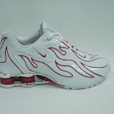 Nike Shox R4 Torch 16