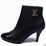 LV  boots