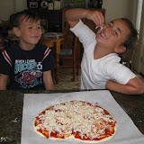 Kaiya &amp; Kadin making a Pizza Heart